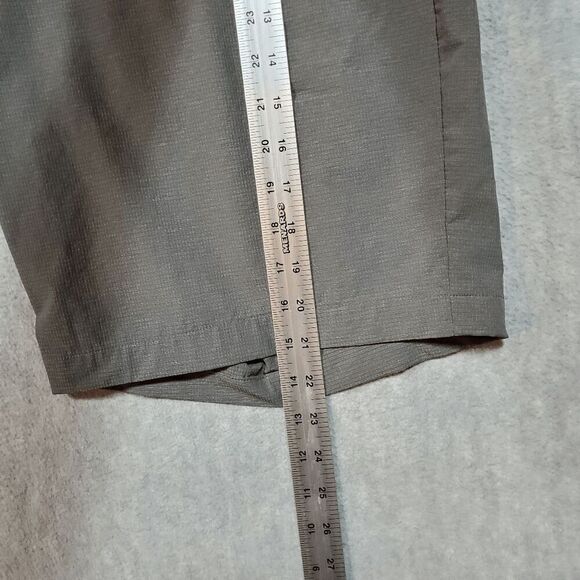 Tommy Bahama Shorts Mens 42 Gray Chino Casual Flat Front Regular Fit Logo Preppy - Picture 4 of 10